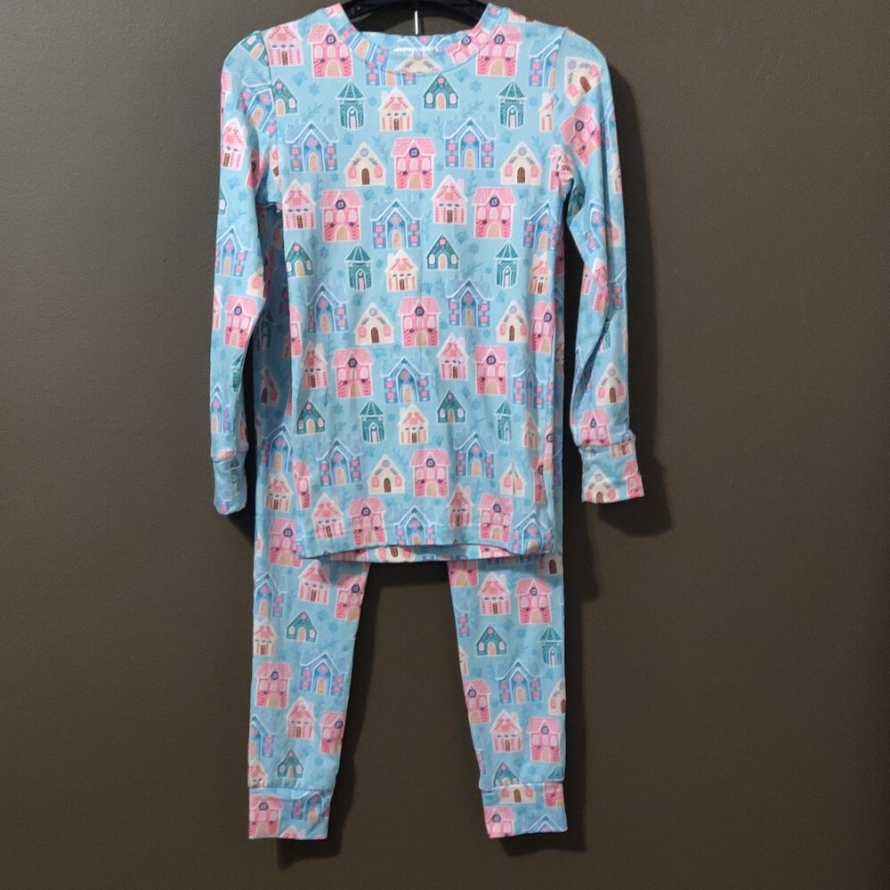 Mary Square Home Sweet Home Girls Pajamas SIZE LARGE (10)